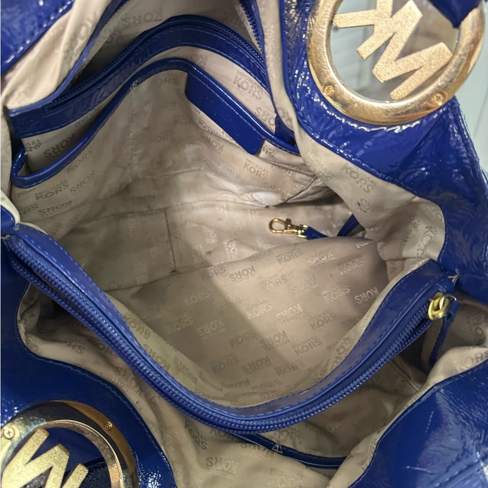 Michael Kors Shiny Blue Shoulder Bag with Gold Accent - Picture 8 of 10